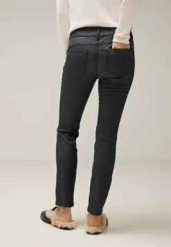 Slim fit broek met coating
