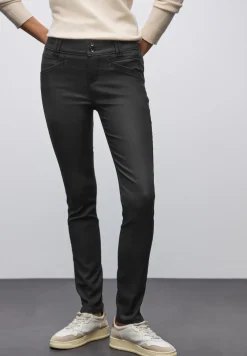 Slim Fit gecoate broek