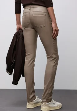 Slim Fit gecoate broek