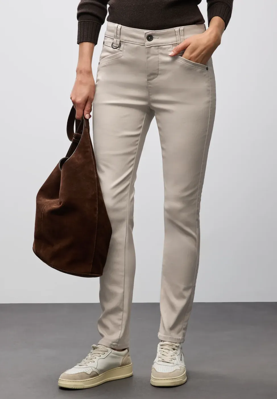 Slim Fit gecoate broek