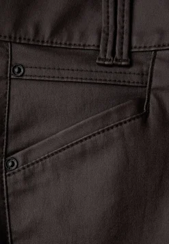 Slim Fit gecoate broek