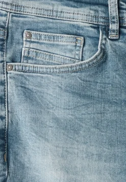Slim Fit jeans