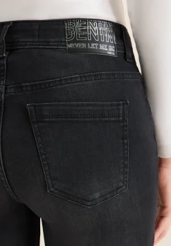 Slim Fit jeans