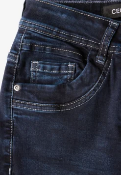 Slim Fit jeans