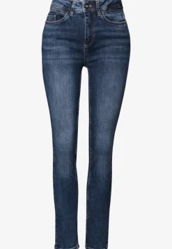 Slim Fit jeans