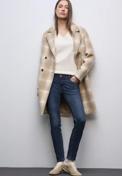 Slim Fit jeans
