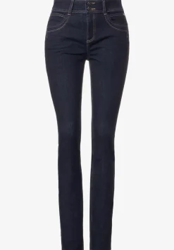 Slim fit jeans