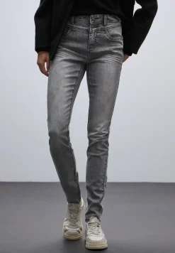 Slim Fit jeans