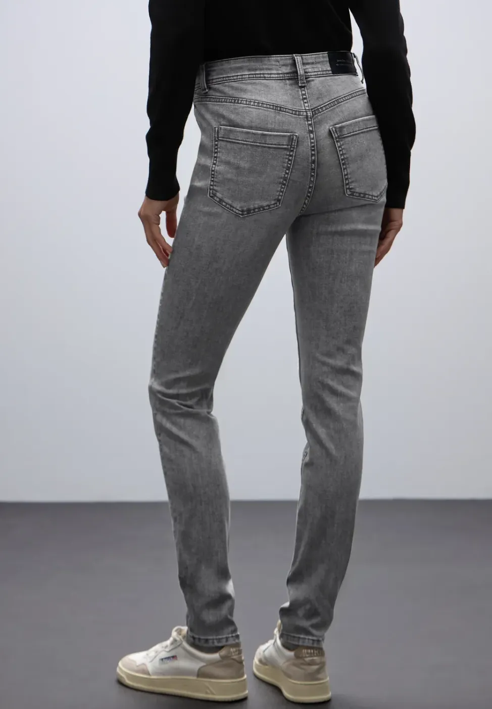 Slim Fit jeans