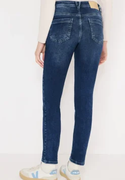 Slim Fit jeans