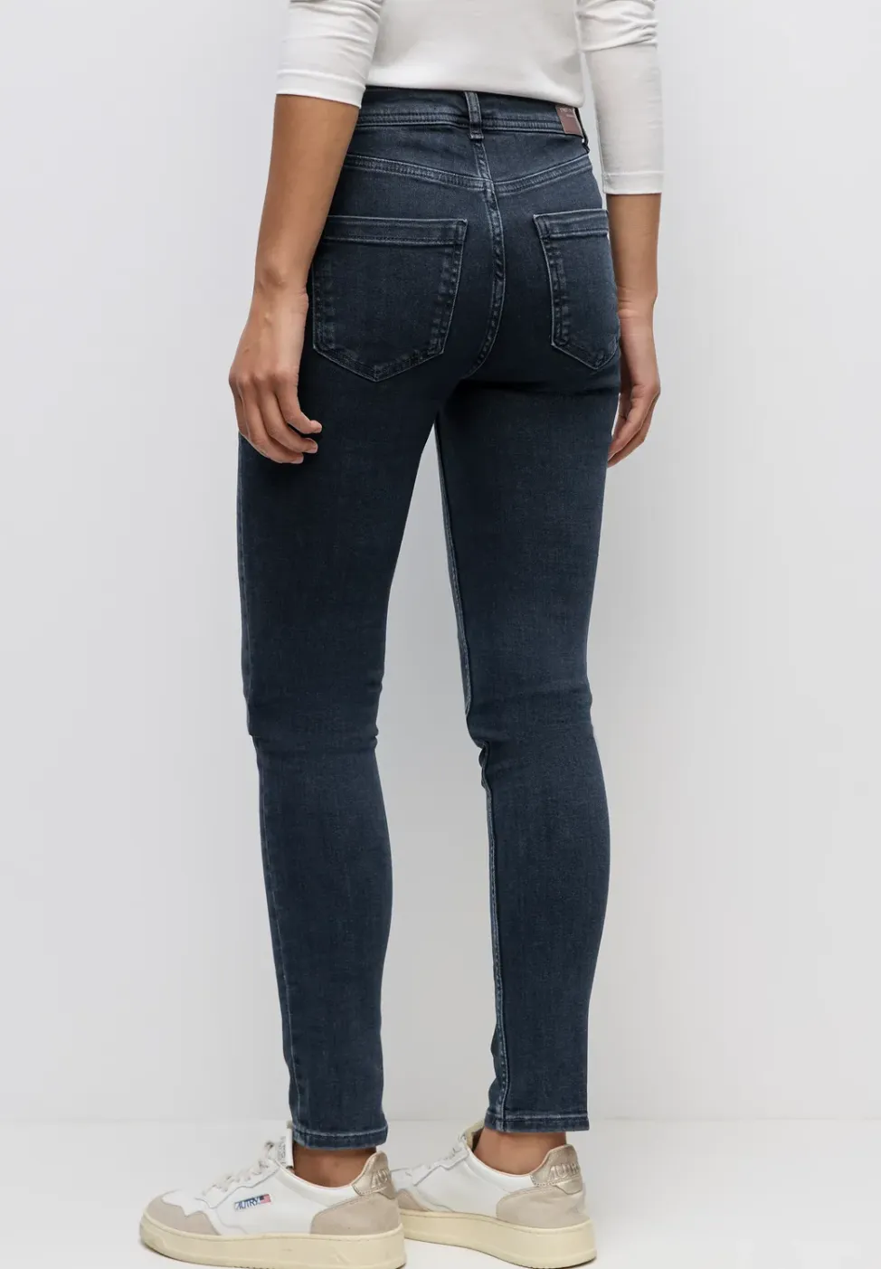 Slim Fit jeans