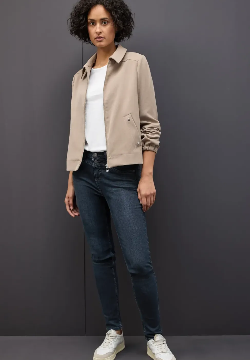 Slim Fit jeans