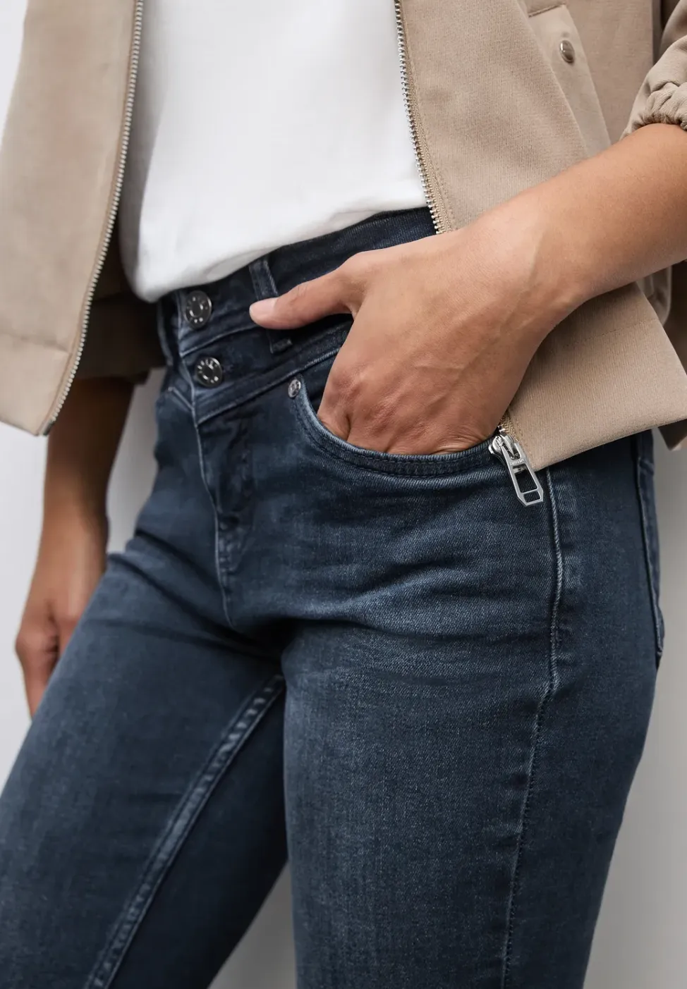 Slim Fit jeans