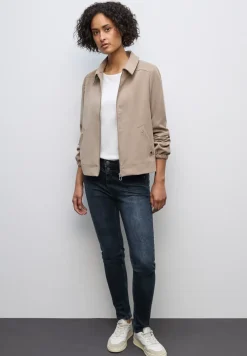 Slim Fit jeans