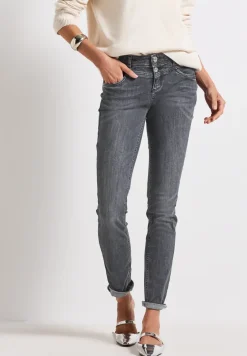 Slim Fit jeans