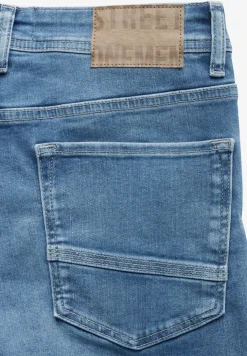 Slim Fit jeans