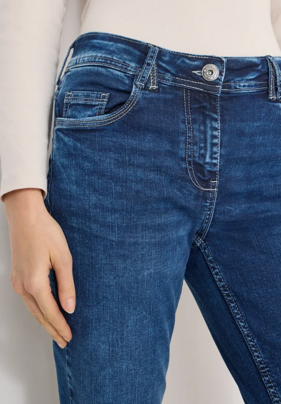 Slim Fit jeans