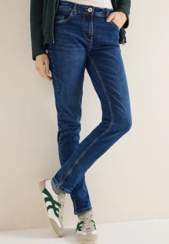 Slim Fit jeans