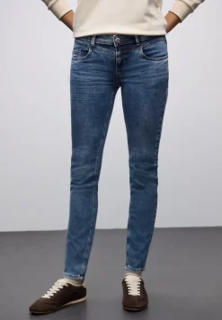 Slim Fit jeans
