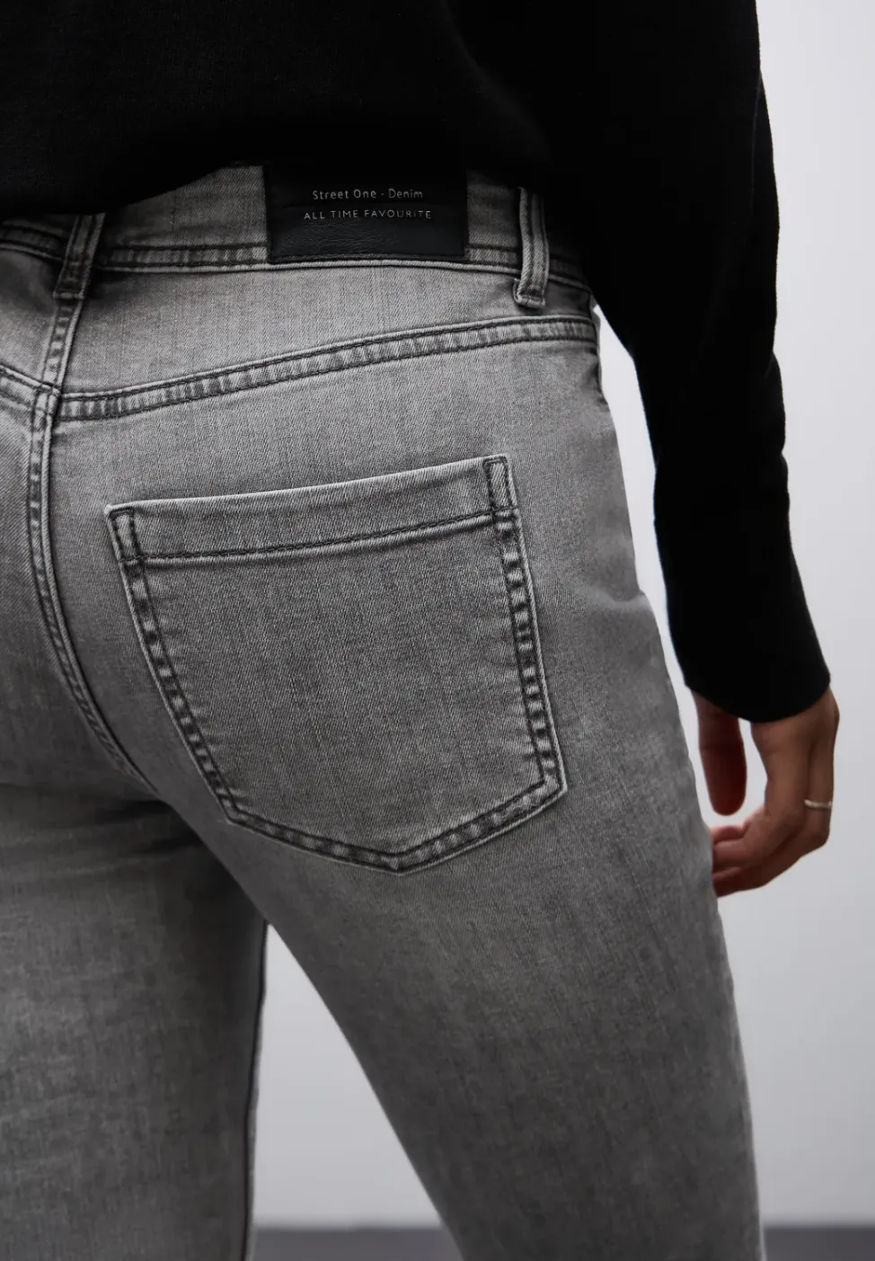 Slim Fit jeans