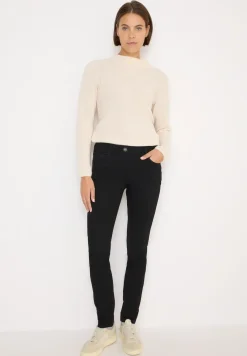 Slim Fit jeans