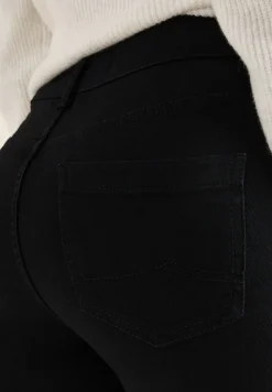 Slim Fit jeans
