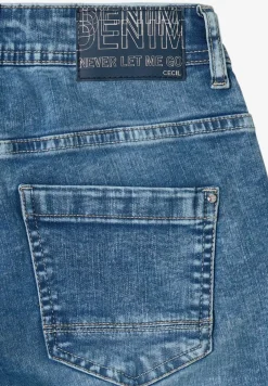 Slim fit jeans met detail