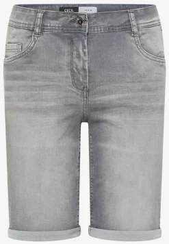 Slim Legs denim shorts in een casual fit