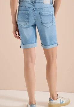 Slim Legs denim shorts in een casual fit