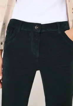 Slim Fit corduroy broek