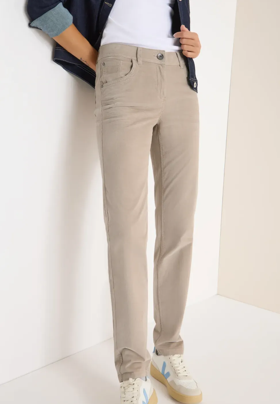Slim Fit corduroy broek