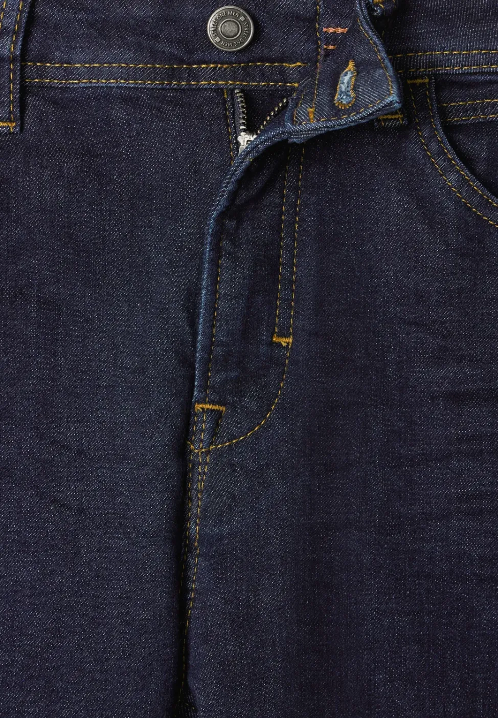 Slim fit jeans