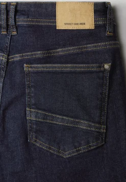 Slim fit jeans