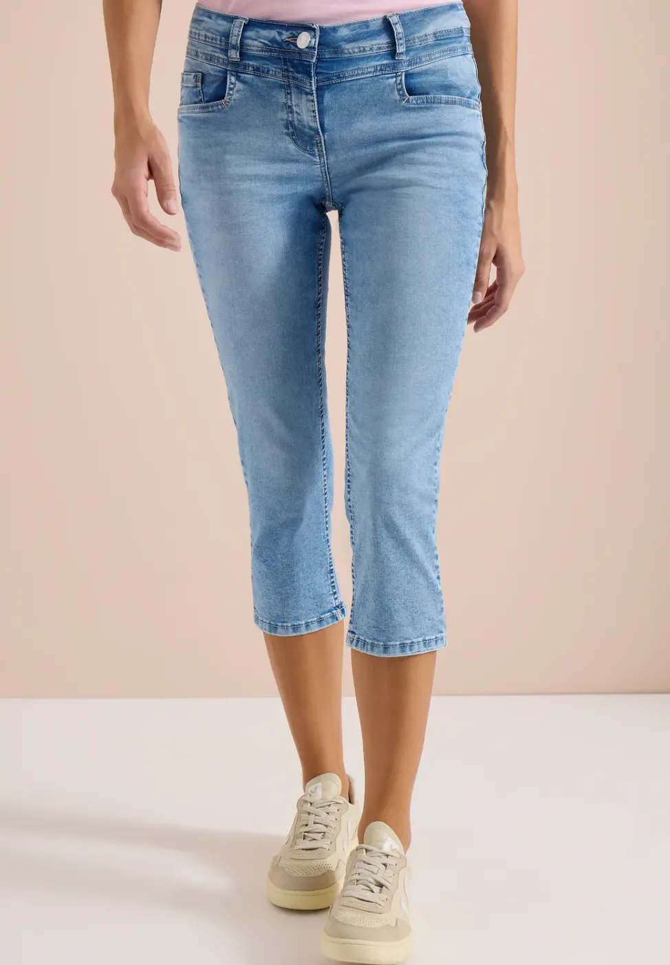 3/4 Slim Leg jeans in casual fit