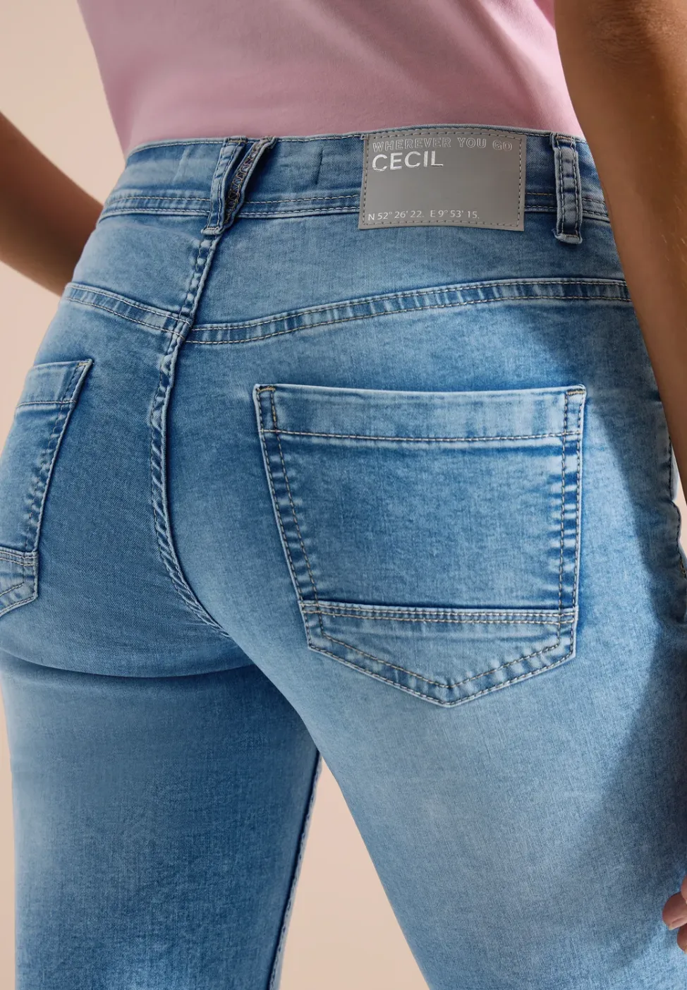 3/4 Slim Leg jeans in casual fit
