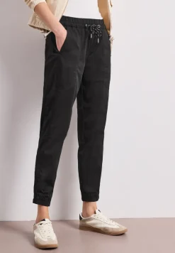 Slim legs broek in een lichtgewicht stof