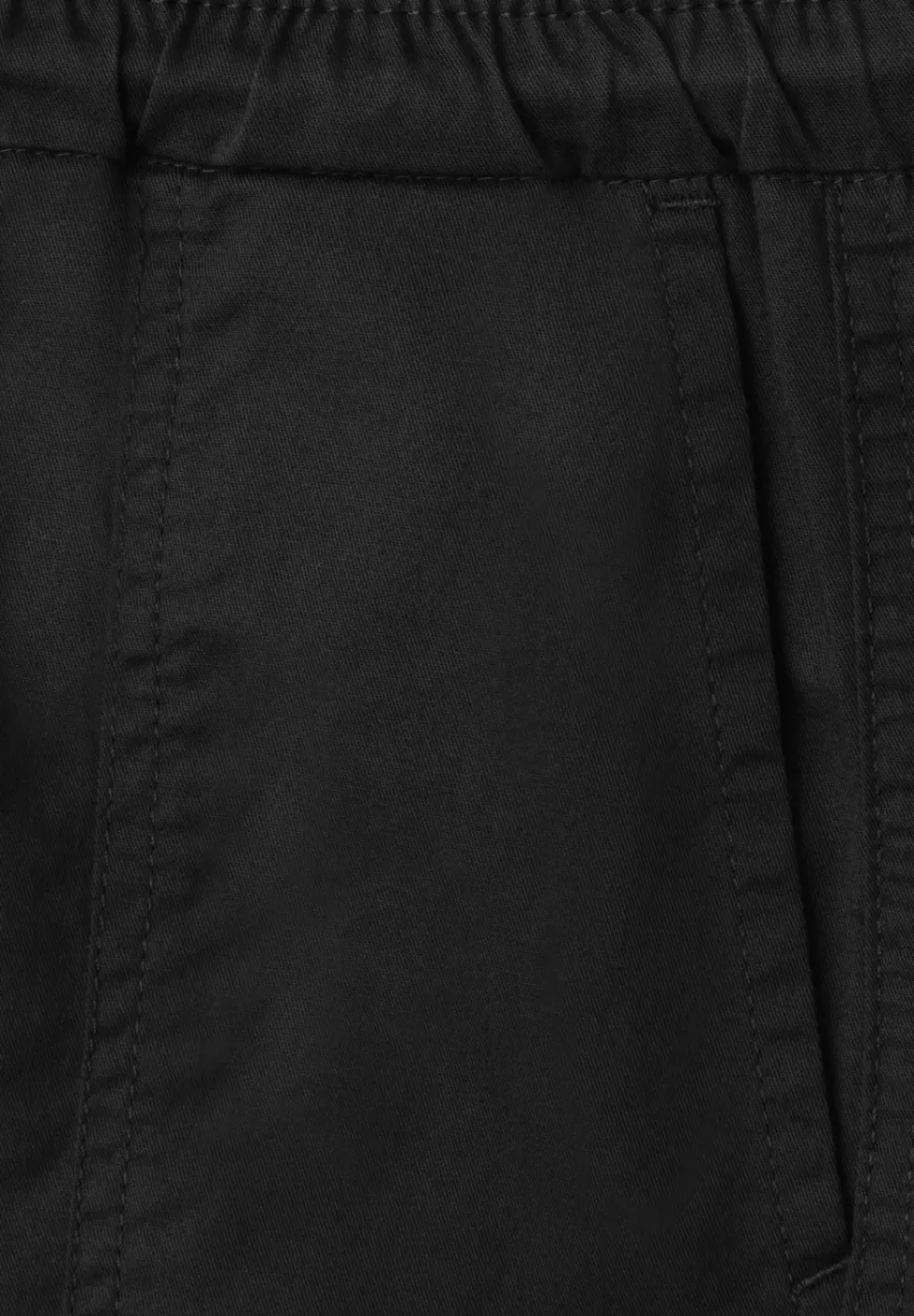 Slim legs broek in een lichtgewicht stof
