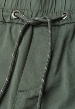 Slim legs broek in een lichtgewicht stof