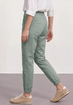 Slim legs broek in een lichtgewicht stof