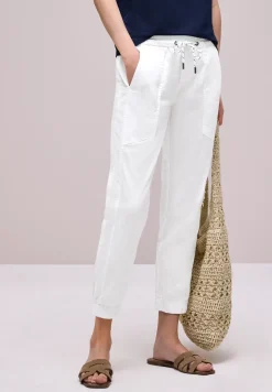 Slim legs broek in een lichtgewicht stof