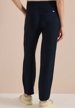 Slim Legs broek in Loose Fit met structuur