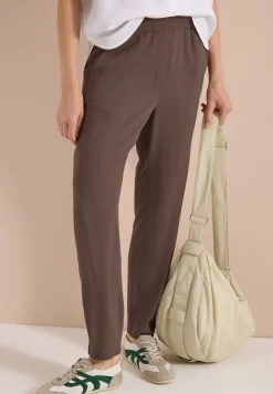 Slim Legs broek in Loose Fit met structuur
