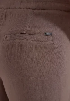 Slim Legs broek in Loose Fit met structuur