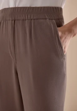 Slim Legs broek in Loose Fit met structuur