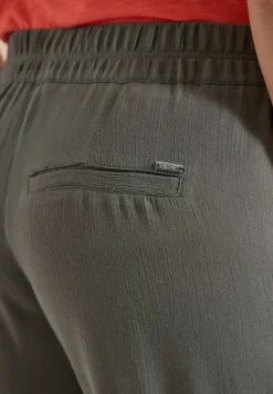 Slim Legs broek in Loose Fit met structuur