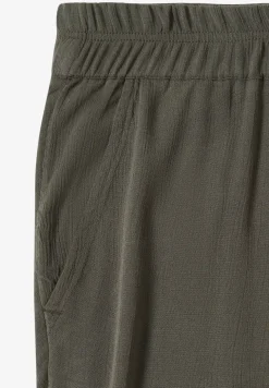 Slim Legs broek in Loose Fit met structuur