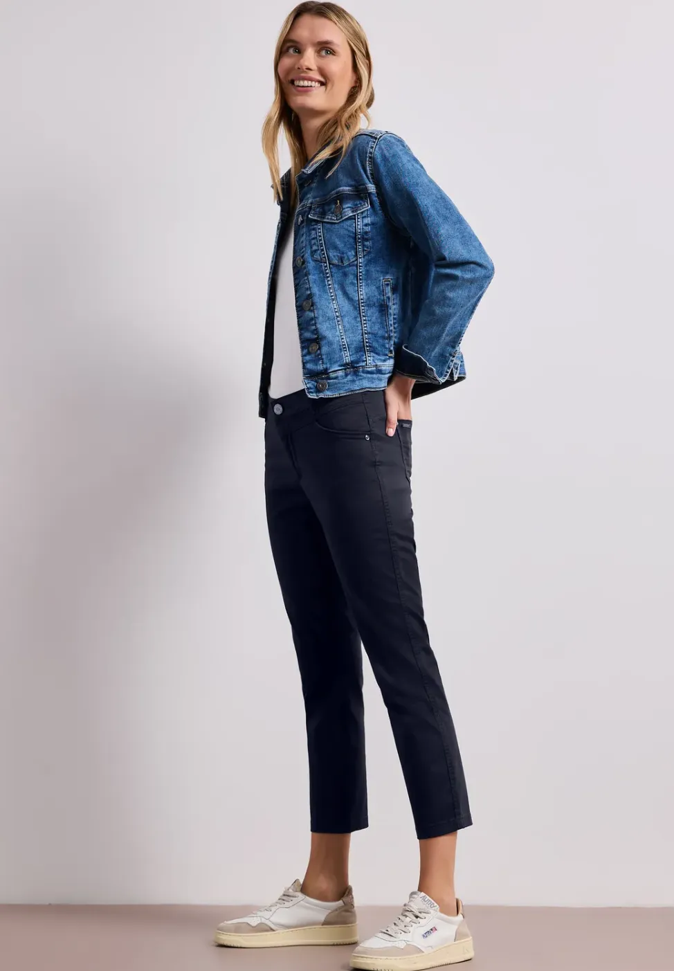 7/8 Slim Legs broek in satijnlook