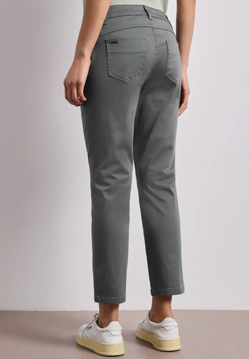 7/8 Slim Legs broek in satijnlook