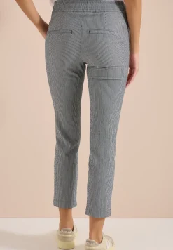 Slim legs broek in seersucker kwaliteit