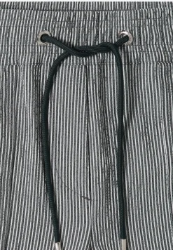 Slim legs broek in seersucker kwaliteit
